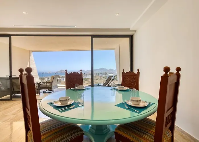 Сasa de vacaciones Charming Coastal With Ocean Views, Pool, Gym And Shared Amenities *