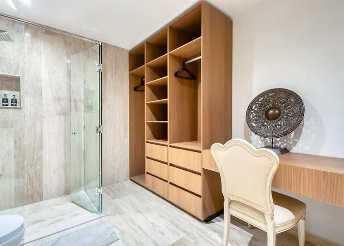 Charming Coastal With Ocean Views, Pool, Gym And Shared Amenities Сasa de vacaciones *