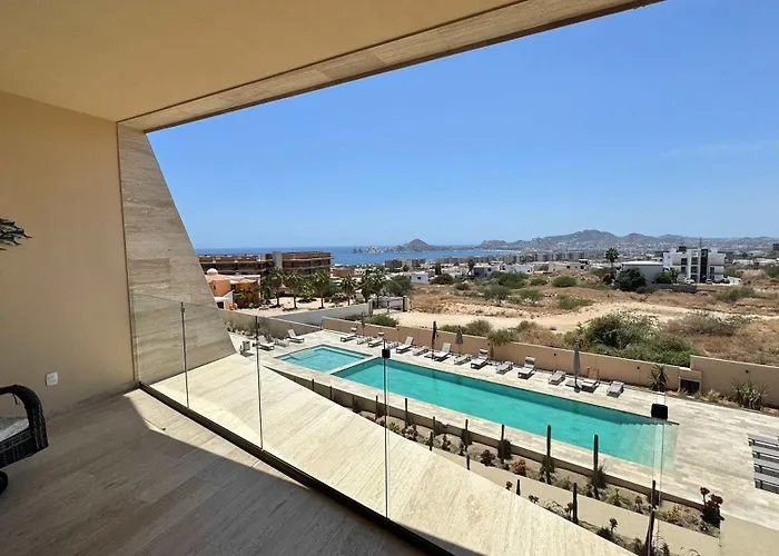 Charming Coastal With Ocean Views, Pool, Gym And Shared Amenities * Cabo San Lucas